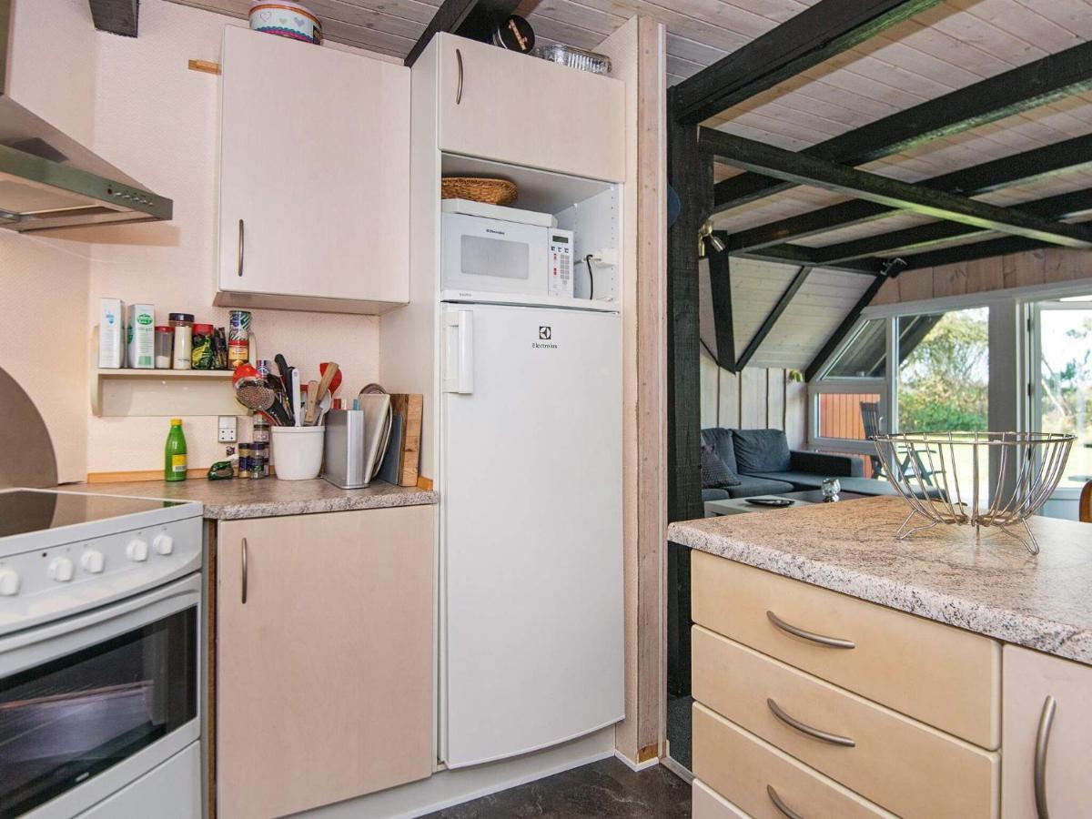 6 Person Holiday Home In R M Toftum  Exteriör bild