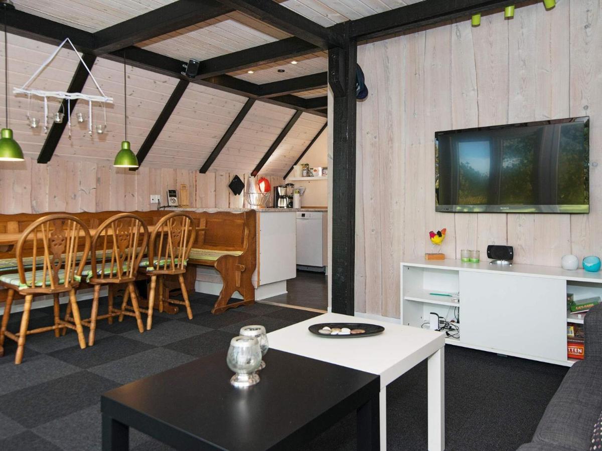 6 Person Holiday Home In R M Toftum  Exteriör bild